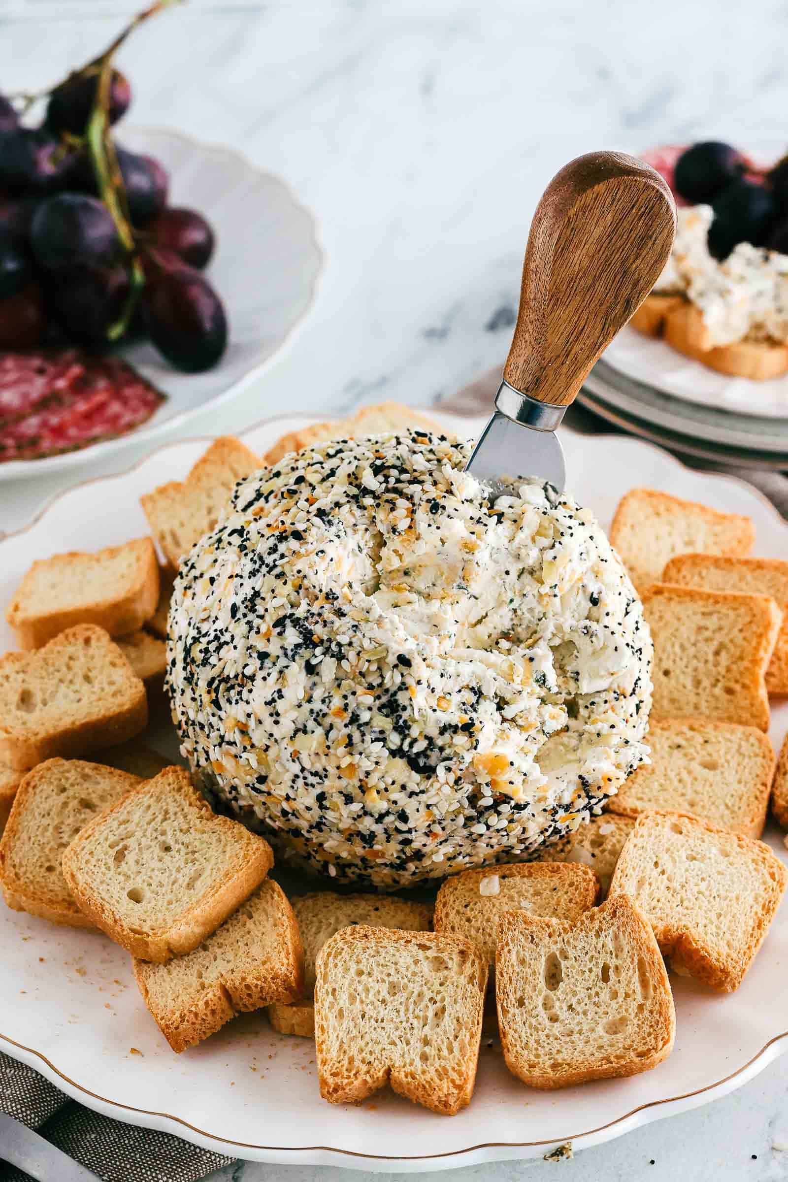 Everything Bagel Cheese Ball on crackers