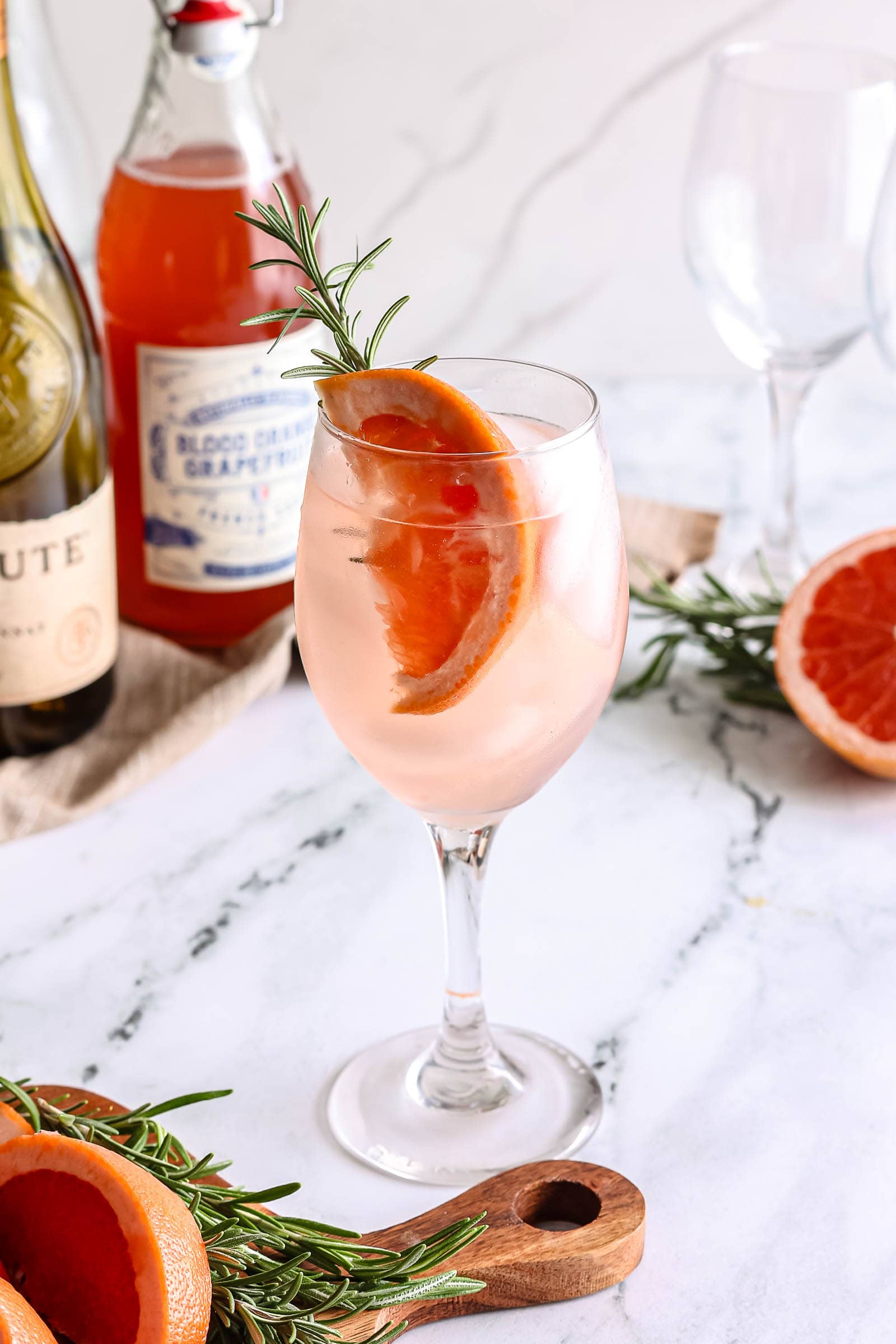 Grapefruit and Rosemary White Wine Spritzers