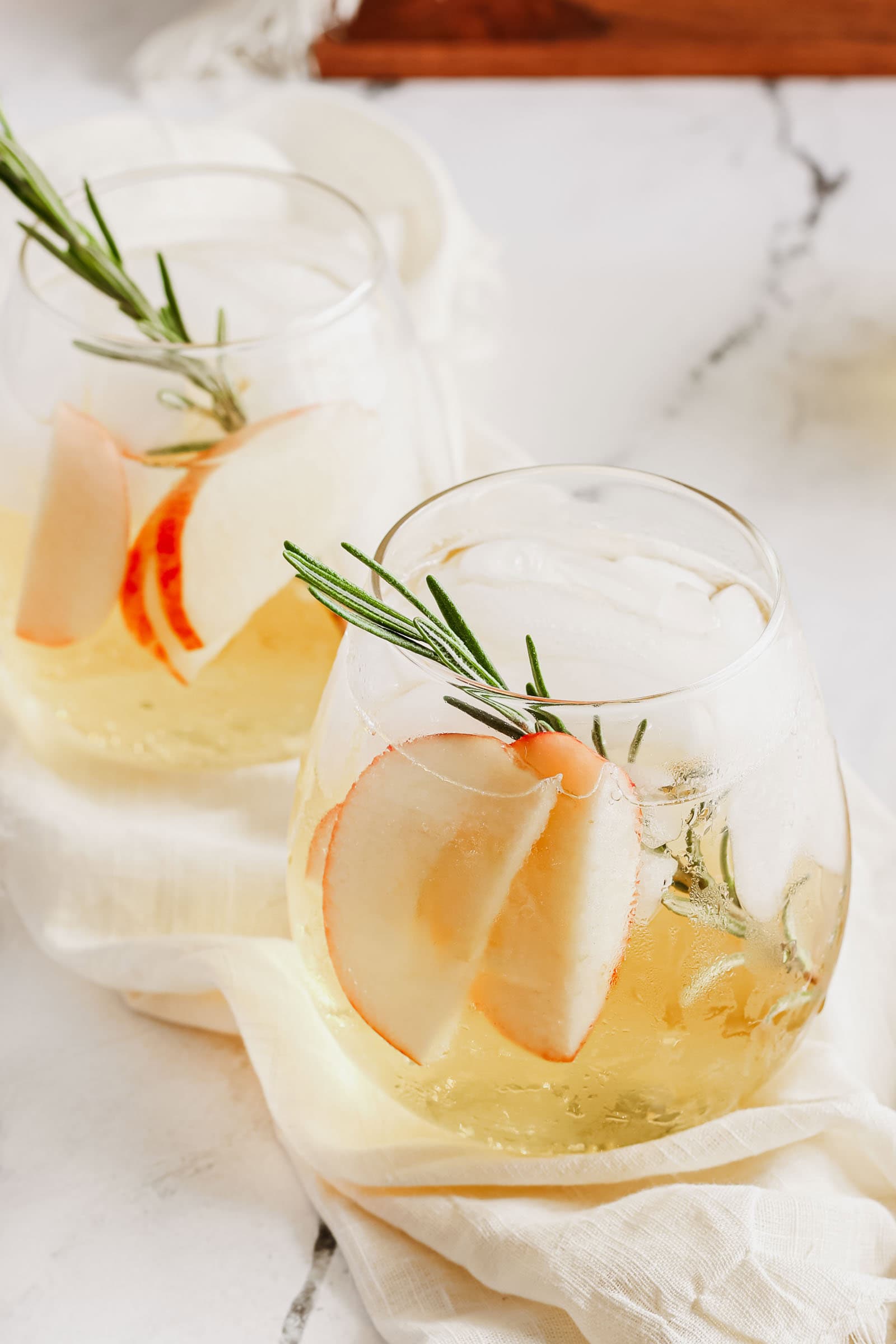 Apple & Ginger White Wine Spritzers